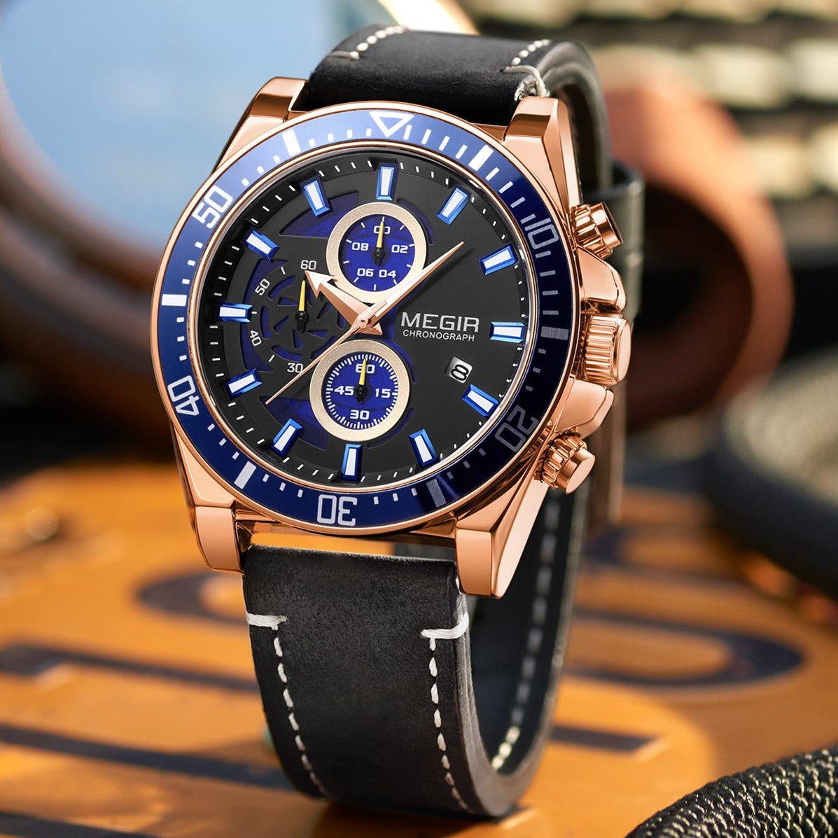 Fashion Watches for Men Leather Strap Sport Military Wristwatch Man Quartz Watch Waterproof Chronograph with Calendar 2132