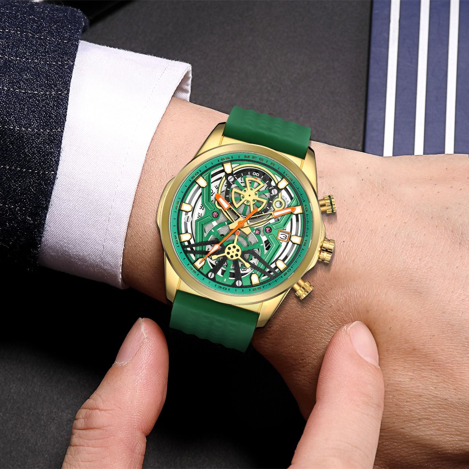 Men's Watch Chronograph Fashion Quartz Wristwatch Waterproof Luminous Sports Military Watches Clock with Auto Date 2235